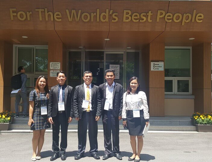 MPA students earn praises from experts in an International Conference in Korea