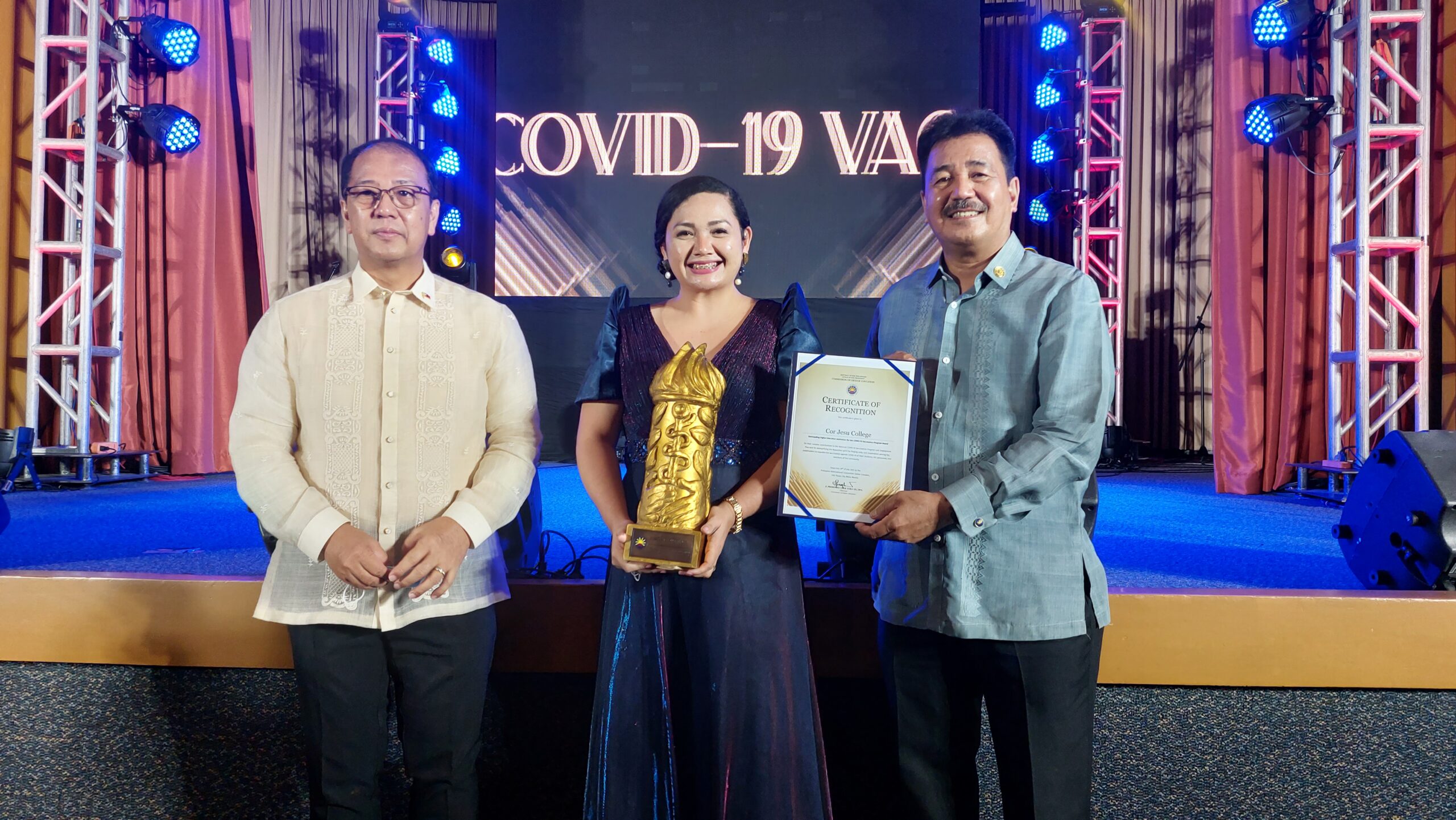 School Receives Award for Outstanding Vaccination Program in Region XI